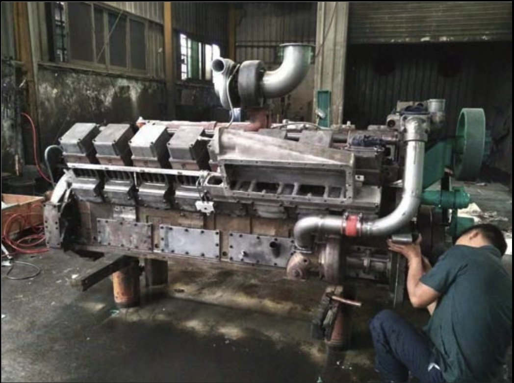 After cleaning and inspection, the engine is assembled into a finished product.
